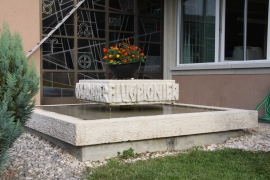 Oskar Bider Brunnen vor der Gemeindeverwaltung in Langenbruck